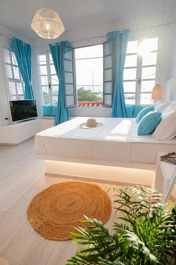 The White Rose Apartment Порос Экстерьер фото